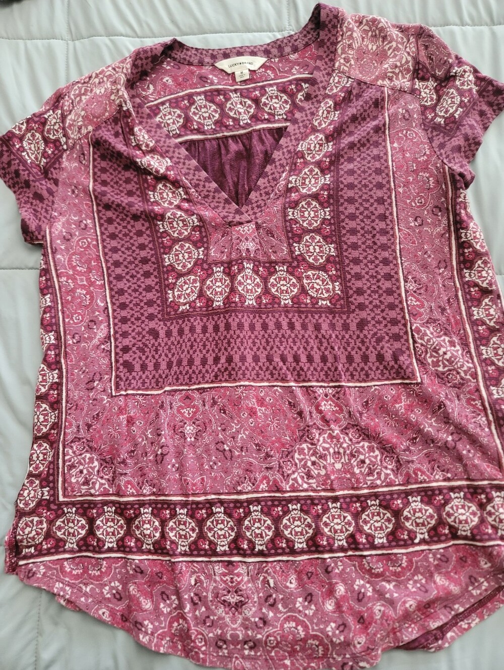🌸Lucky Brand Boho Printed Top – Size M – Maroon/Pink